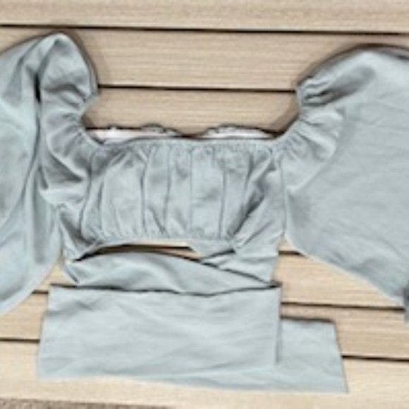 Beginning Boutique -Pistachio Ruched, On/Off Shoulder Long Sleeve Crop, Size 12 - Picture 6 of 6